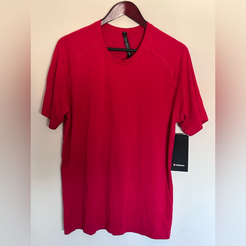 Lululemon Metal Vent Tech Short Sleeve Shirt 2.0 Dark Red - LARGE - NWT